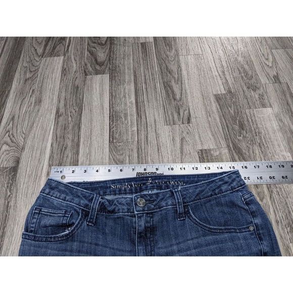 Simply Vera Vera Wang Womens Size 8 Regular Bootcut Whiskered Denim Blue Jeans - Picture 8 of 12